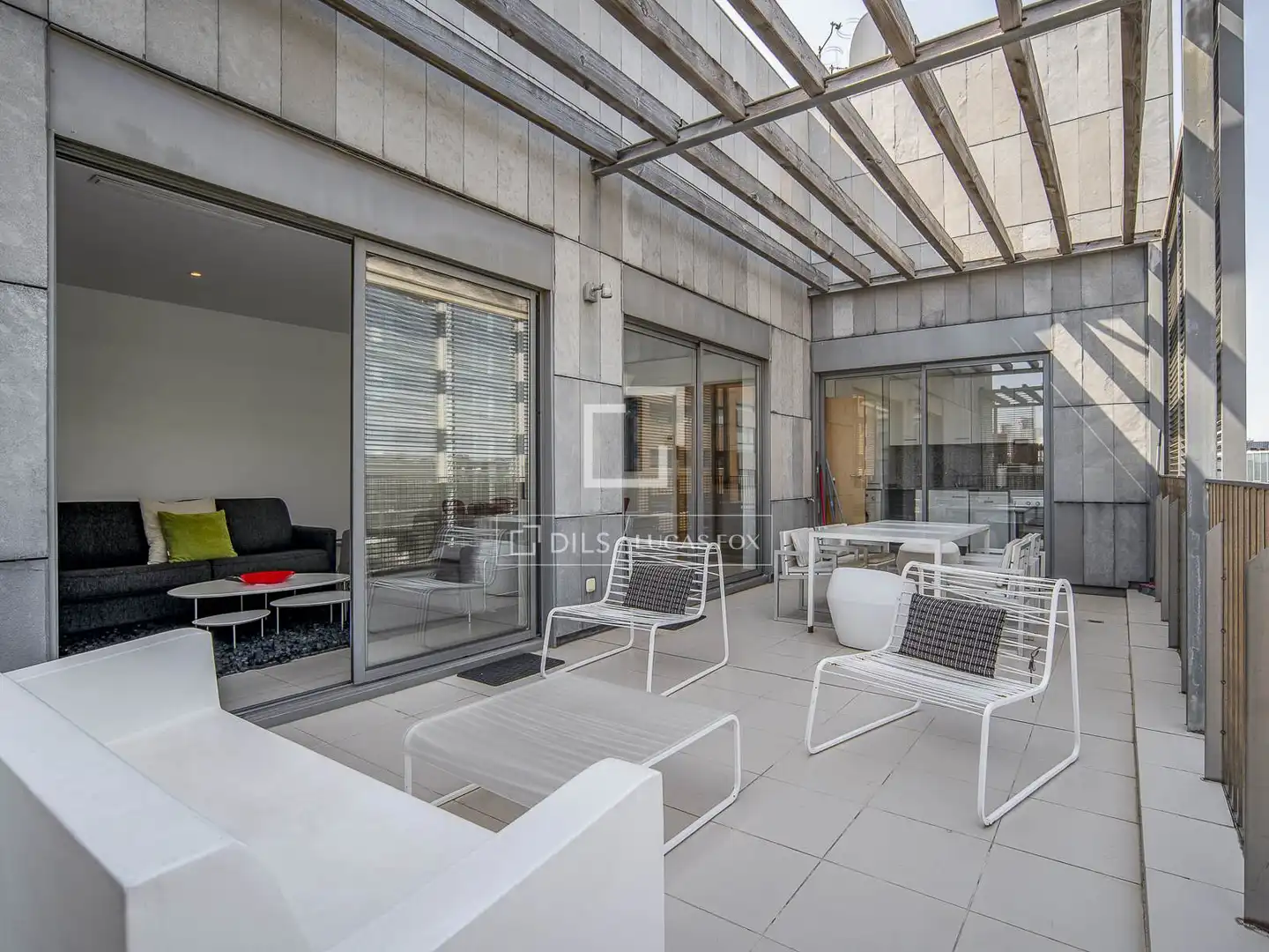 Terrasse von Dachboden zum Verkauf in Barcelona mit Klimaanlage, Heizung und Terrasse
