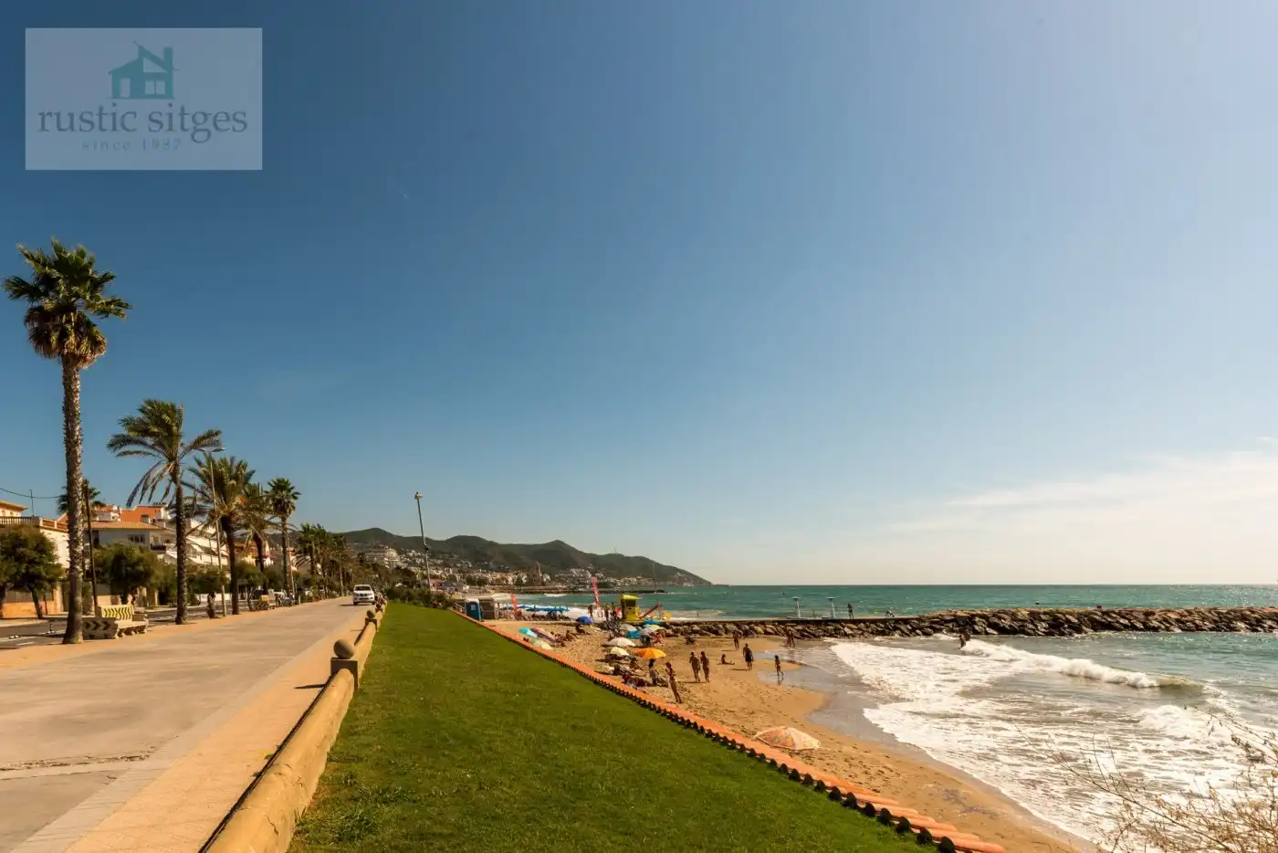Vista exterior de Casa o xalet en venda en Sitges amb Aire condicionat, Calefacció i Jardí privat