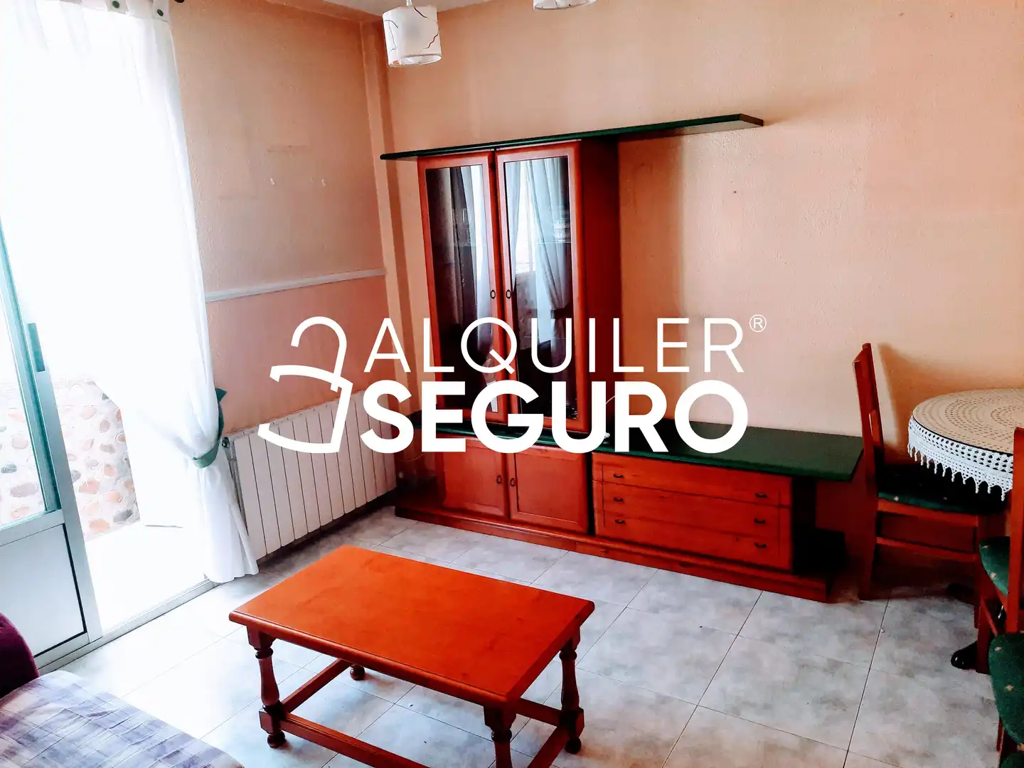 Sala de estar de Piso de alquiler en Zaragoza con Calefacción, Terraza y Amueblado