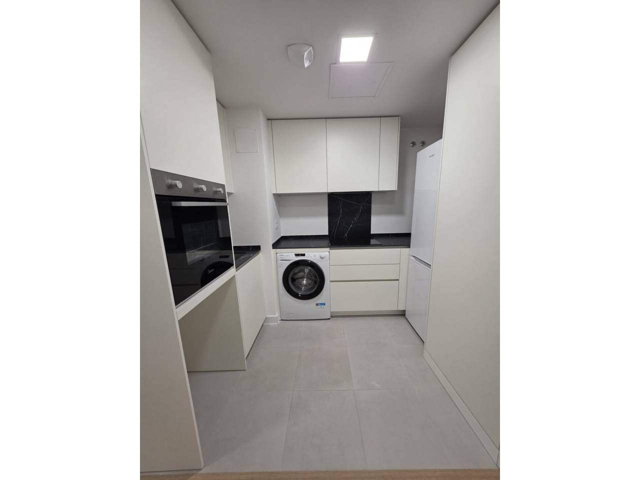 Cocina de Apartamento de alquiler en Fuenlabrada con Calefacción, Trastero y Piscina comunitaria