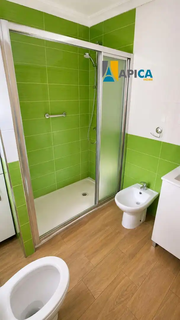 Bathroom of Houses for sale in La Línea de la Concepción  with Terrace and Furnished