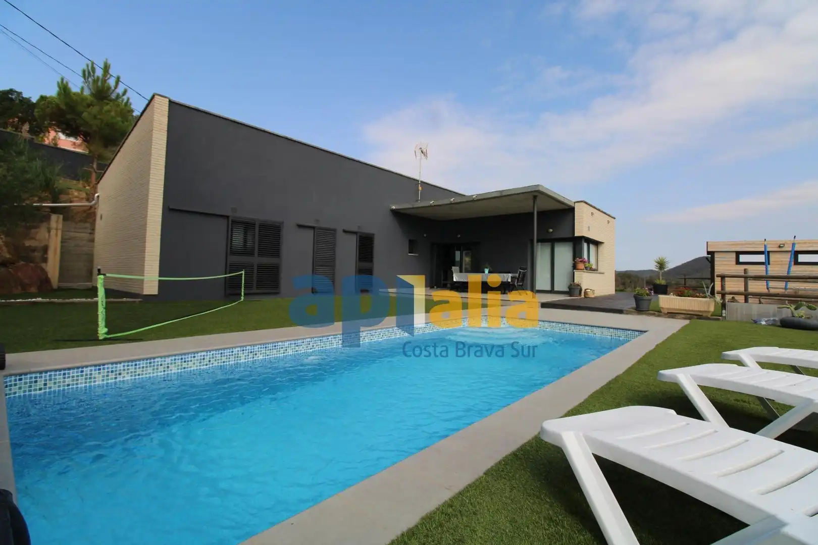 Piscina de Casa o xalet en venda en Lloret de Mar amb Calefacció, Jardí privat i Piscina