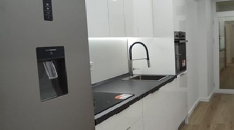 Foto 2 de Piso en venta en Calle Antonio Rubio Torres, Puerto Deportivo, Fuengirola