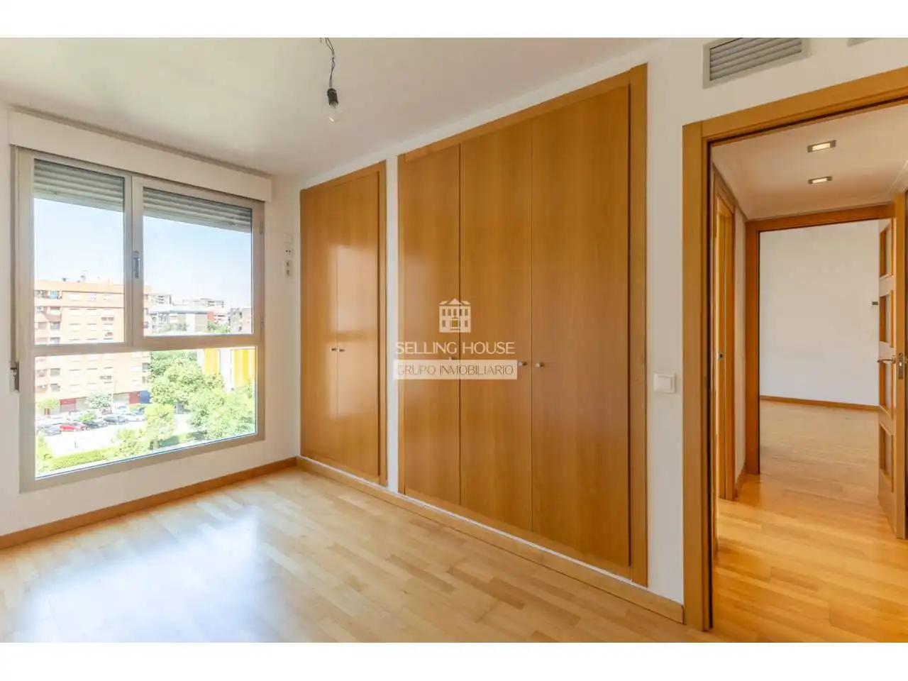 Schlafzimmer von Wohnung zum Verkauf in Valencia mit Klimaanlage, Heizung und Parkett