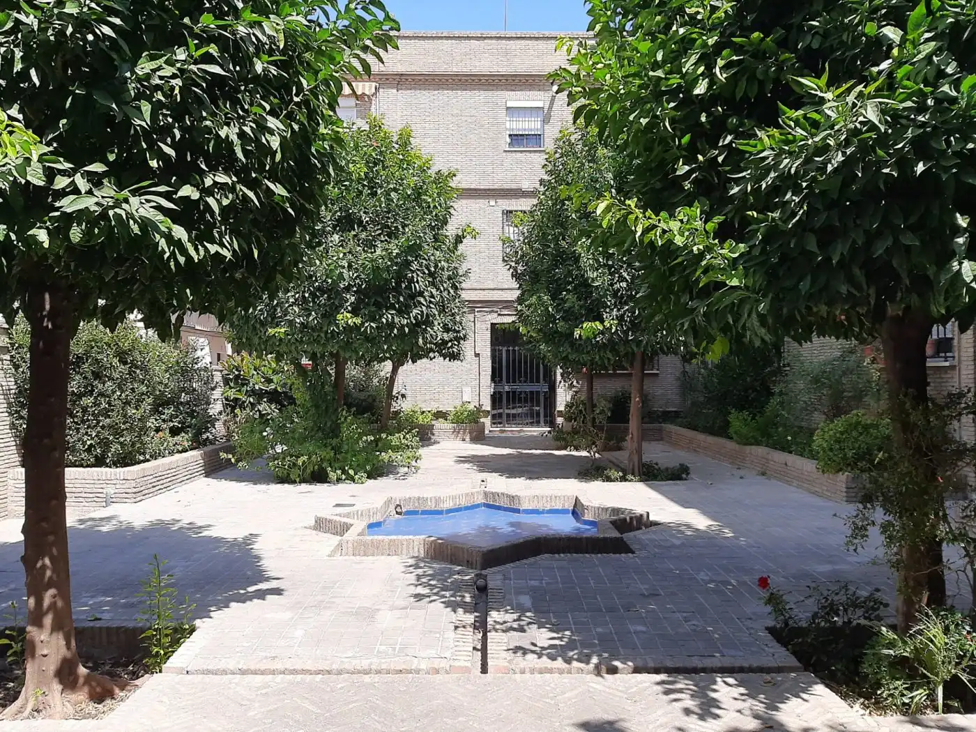 Jardín de Piso de alquiler en Sevilla con Aire acondicionado y Balcón