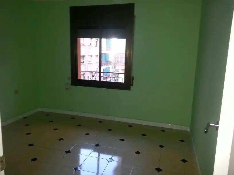 Habitación de Piso en venta en Badalona con Terraza y Balcón