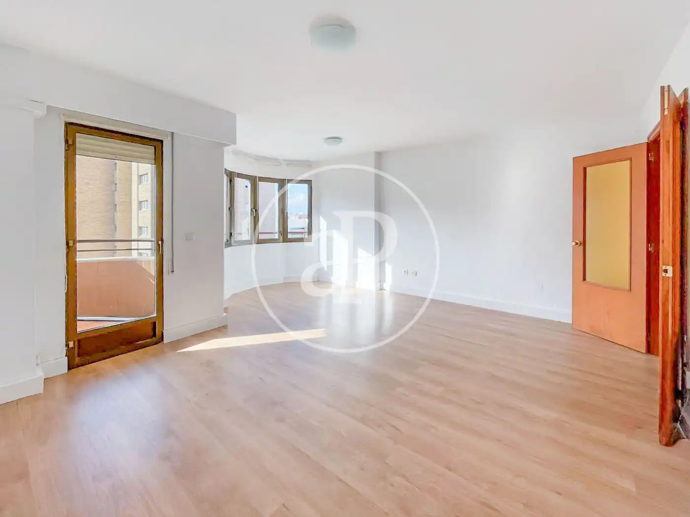 Flat with balcony to rent in C/ de Rubén Darío, imagen 4