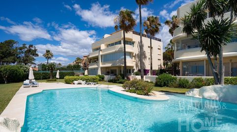 Foto 2 de Piso de alquiler en Cl Neptuno Ur Rancho Park, 2, Romana Playa, Marbella