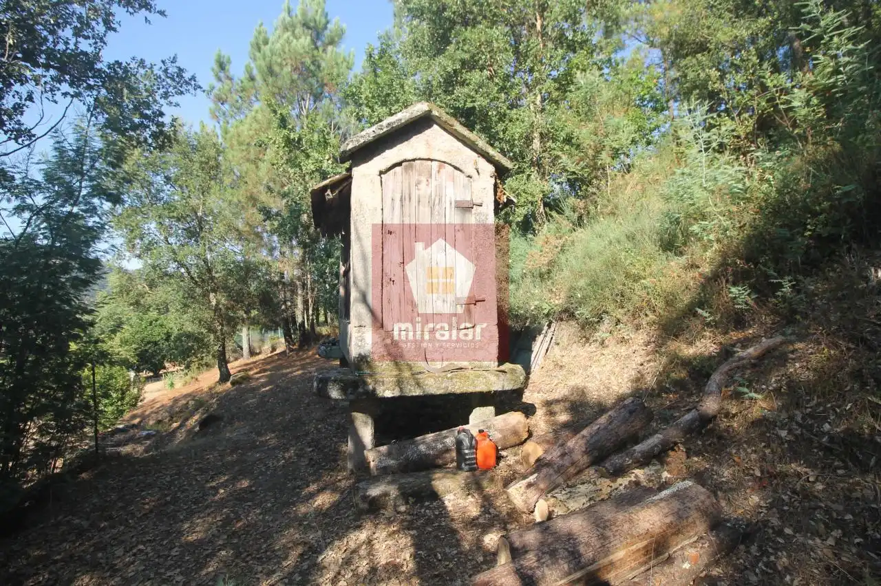 Casa o xalet en venda en Crecente amb Calefacció, Jardí privat i Terrassa