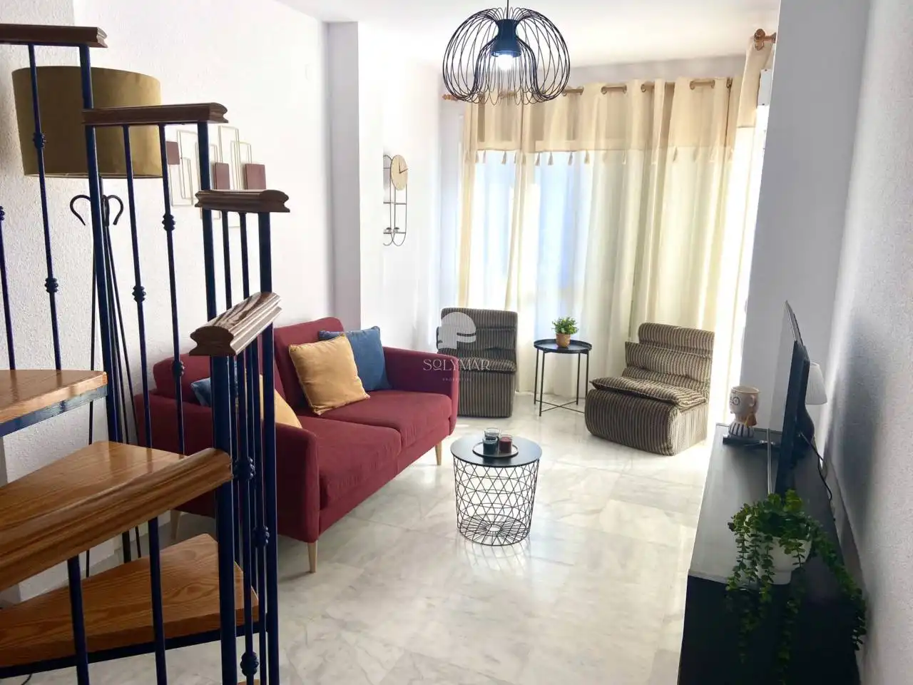Sala d'estar de Àtic de lloguer en Torrox amb Terrassa i Moblat
