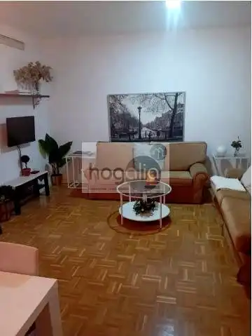 Wohnzimmer von Erdgeschoss zur Miete in Sevilla mit Klimaanlage, Terrasse und Möbliert