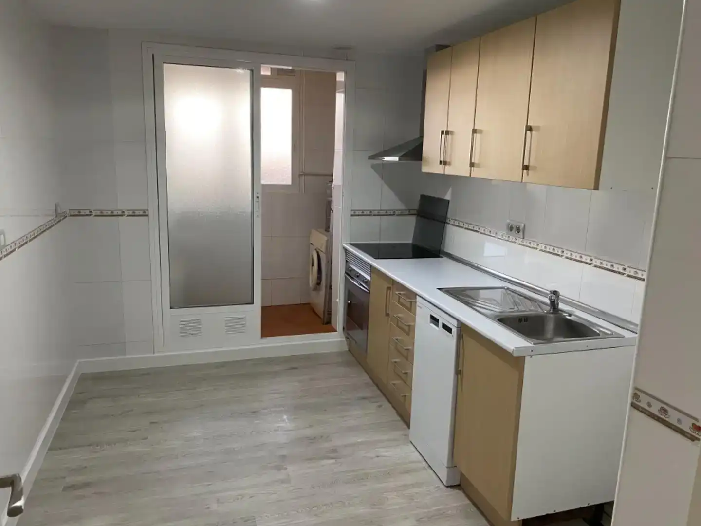 Kitchen of Garage for rent in Murcia