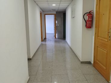 Oficina con ascensor en venta en Casco Urbano