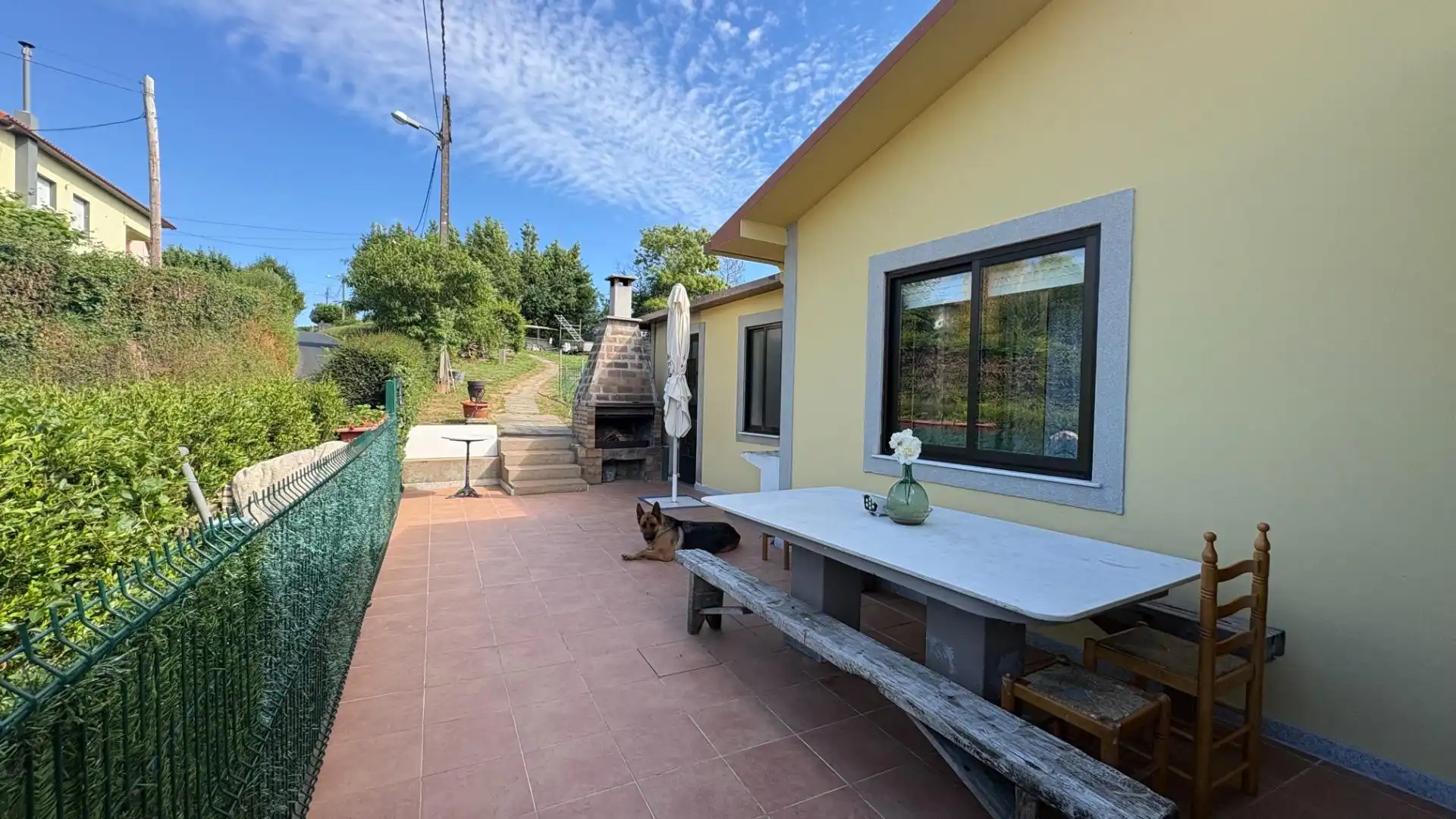 Terrassa de Casa o xalet en venda en Mugardos amb Calefacció