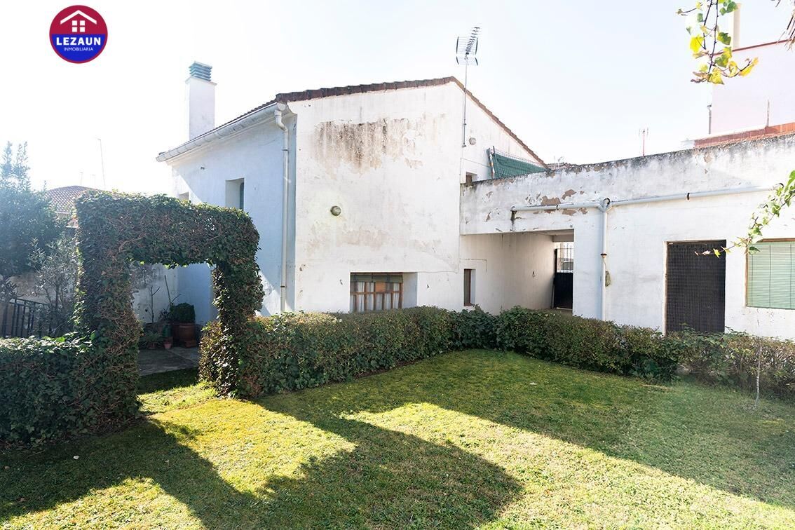 Jardí de Casa o xalet en venda en Milagro amb Jardí privat, Terrassa i Traster