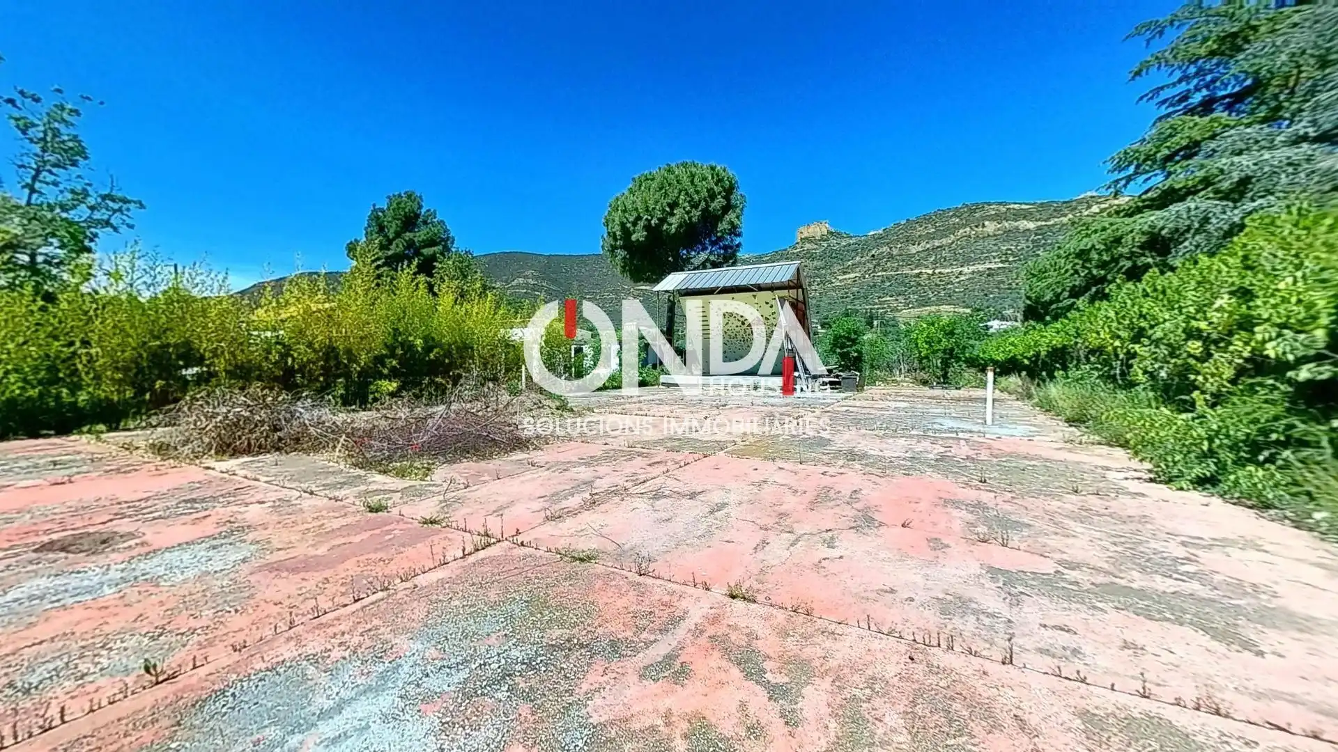 Houses for sale in Camarasa  with Heating, Private garden and Parquet flooring