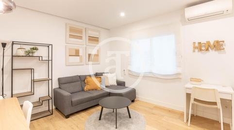 Photo 3 of Flat to rent in Calle de Rafael Herrera, Castilla, Madrid