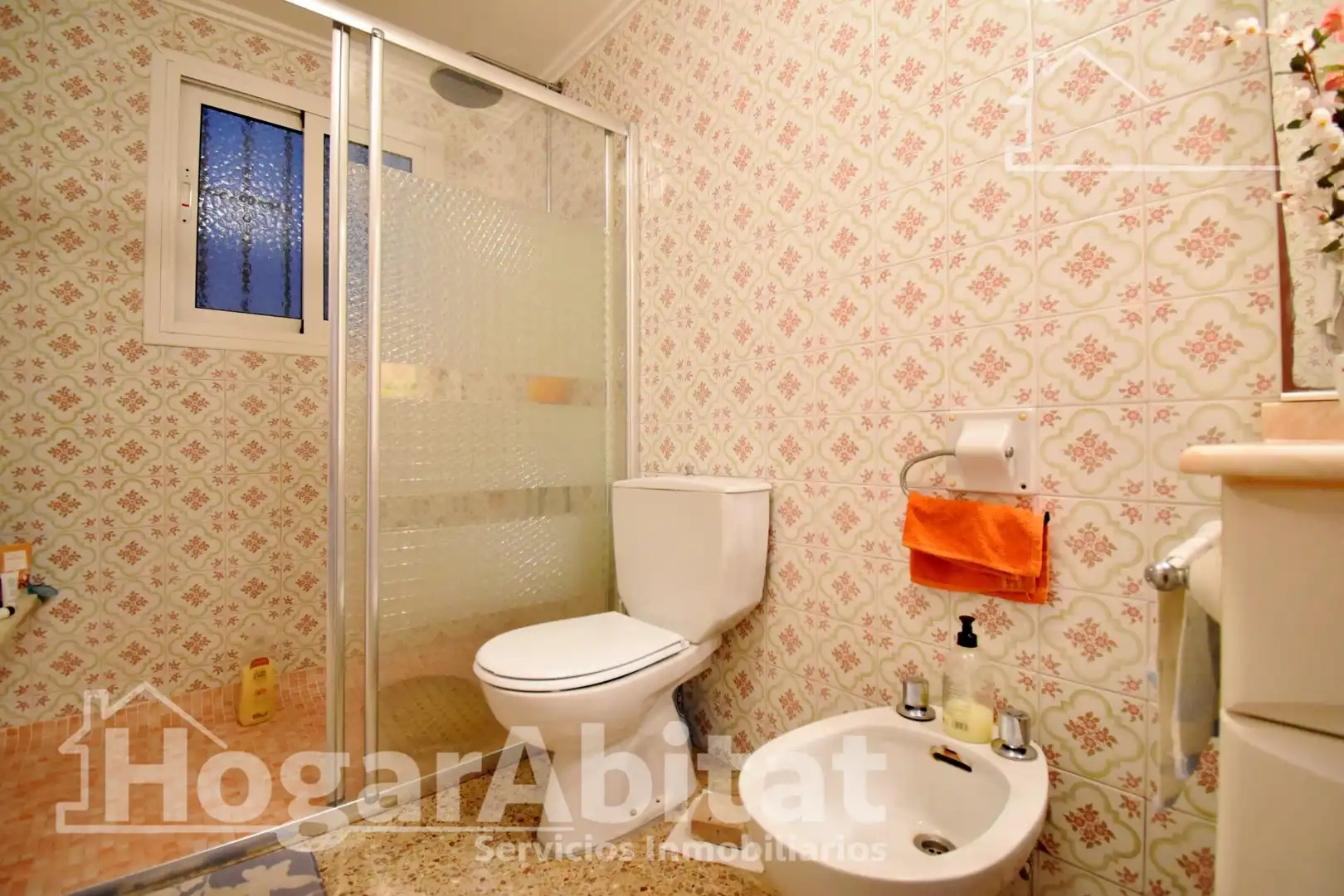 Baño de Piso en venta en Gandia con Aire acondicionado, Calefacción y Terraza