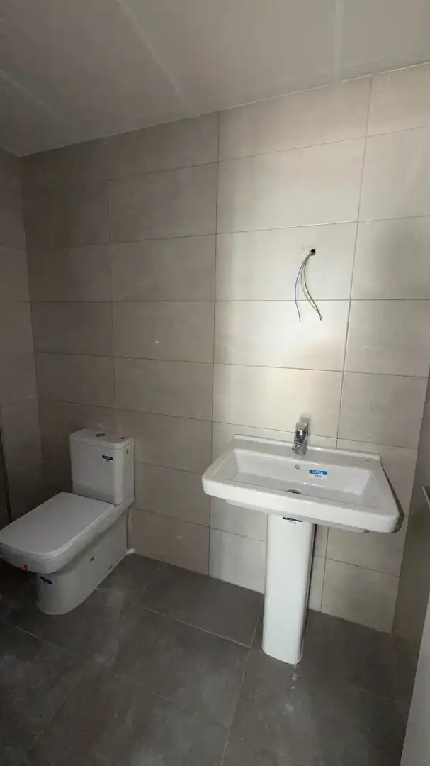 Bany de Pis en venda en Úbeda amb Aire condicionat, Calefacció i Balcó