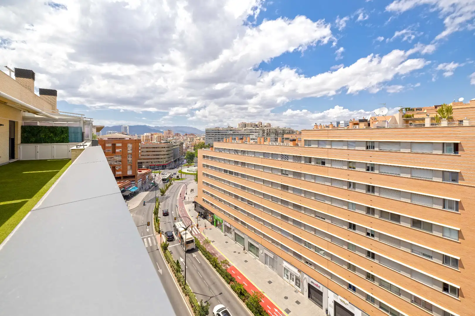 Vista exterior de Ático en venta en Málaga con Aire acondicionado, Calefacción y Terraza