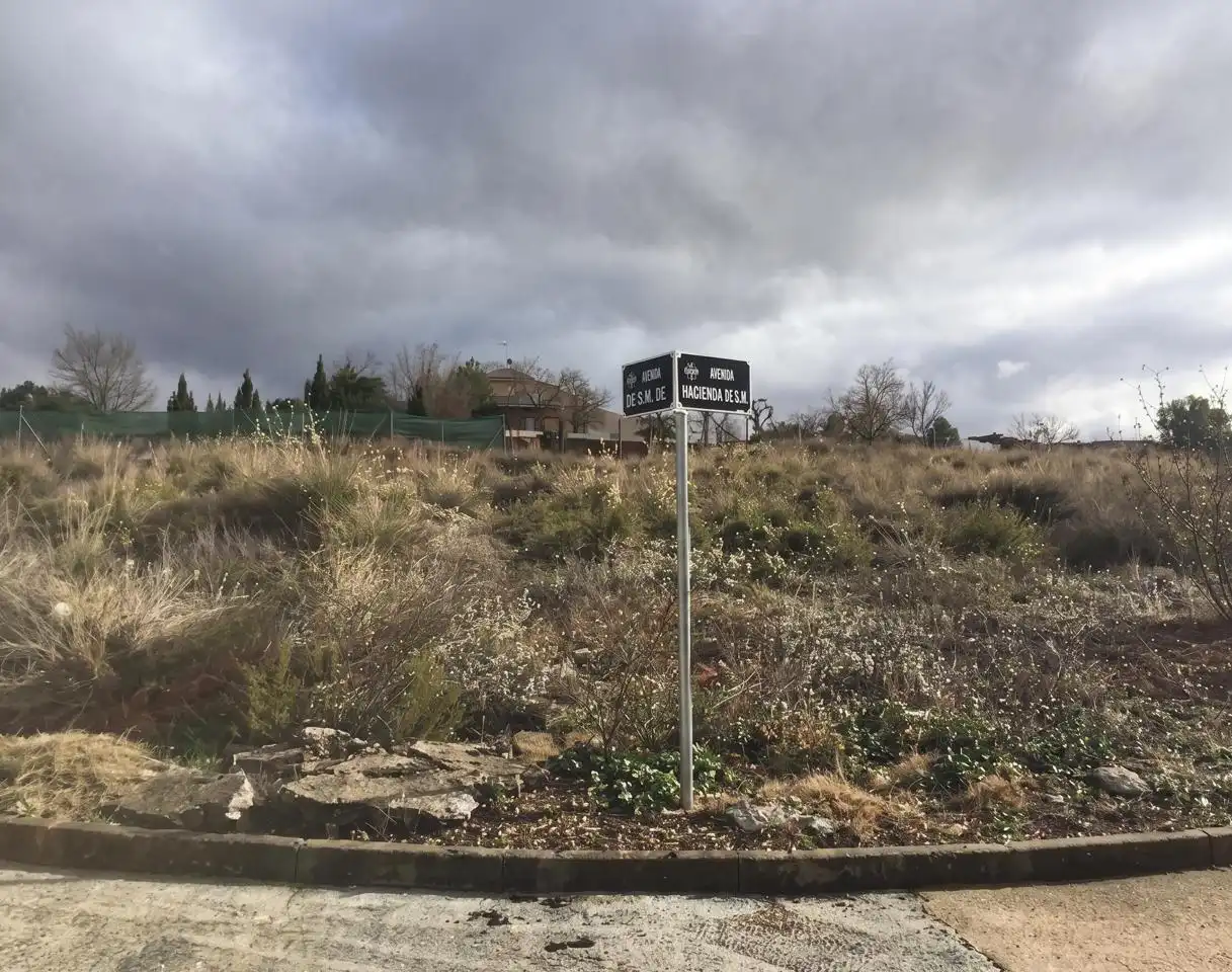 Terreno rústico en venta en El Jardín De Miraltajo