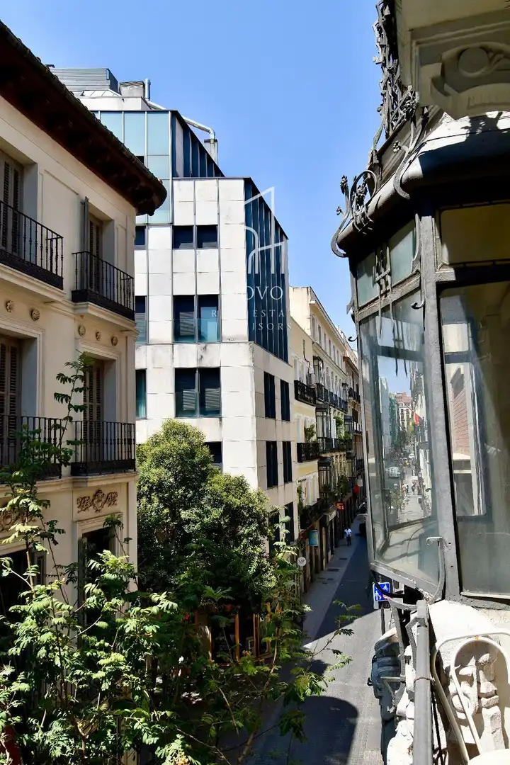 Außenansicht von Wohnung zur Miete in Madrid mit Heizung, Terrasse und Möbliert