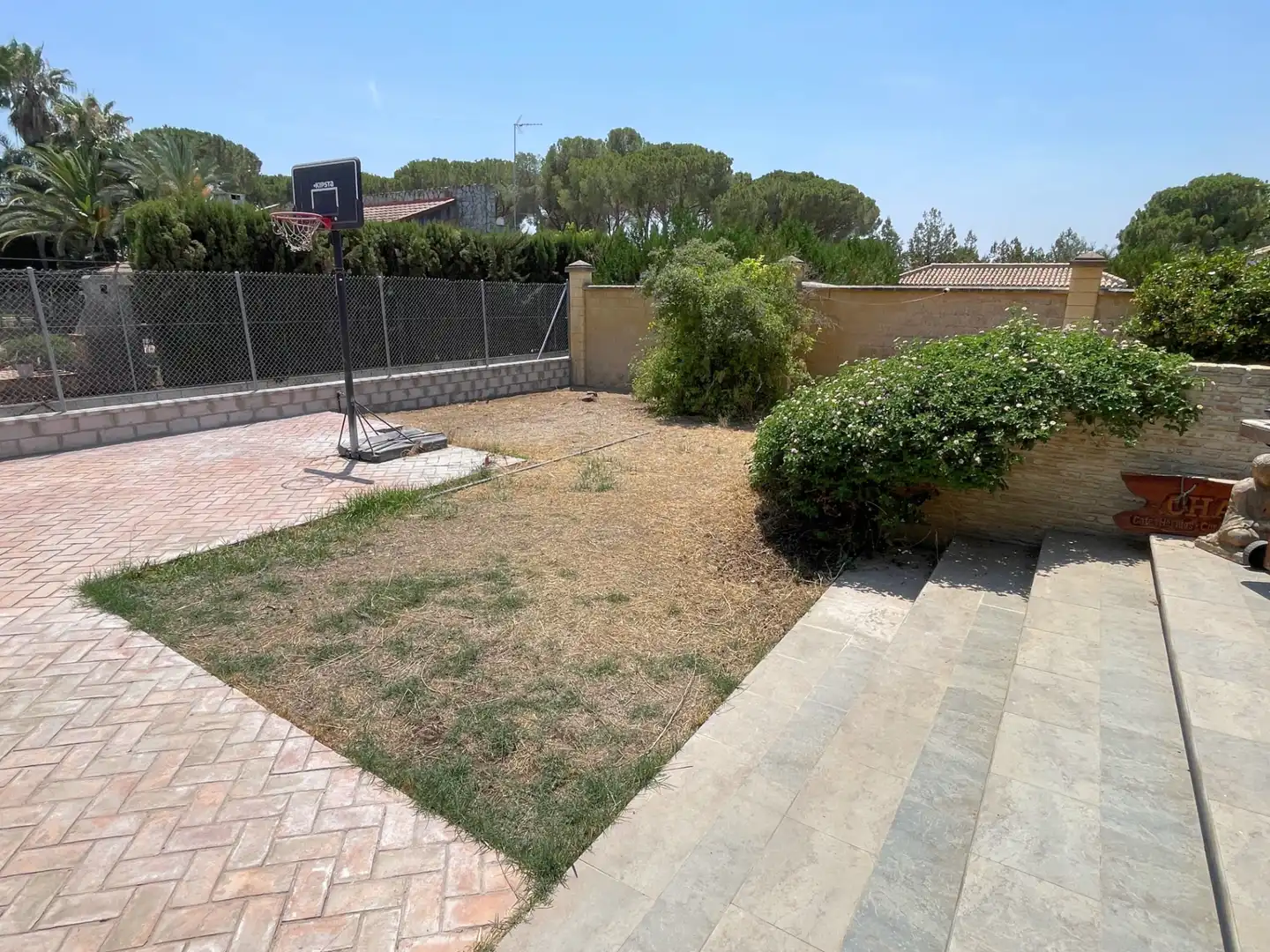 Jardín de Casa o chalet en venta en Carmona con Aire acondicionado, Calefacción y Jardín privado