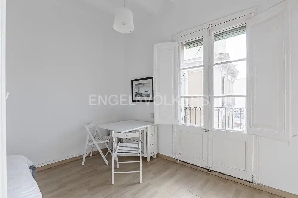 Schlafzimmer von Wohnung zur Miete in Barcelona mit Heizung, Parkett und Möbliert