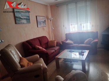Terraced house with pool for sale in La Gineta