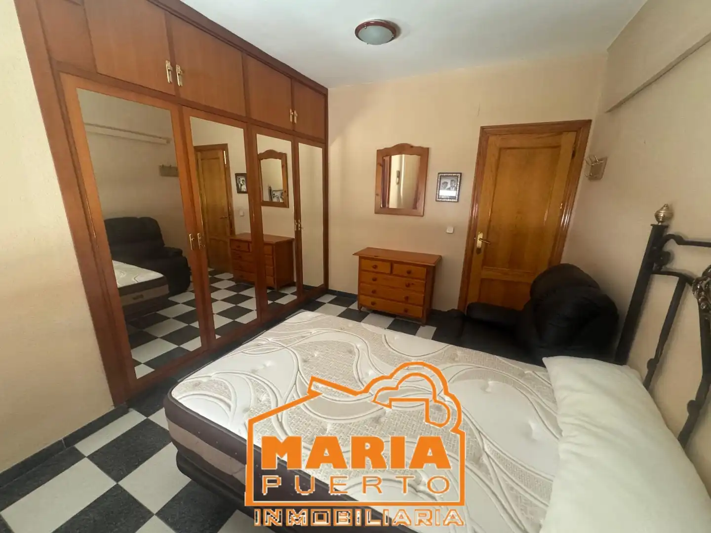 Habitación de Piso en venta en Málaga
