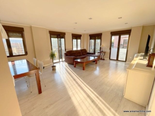 Sala d'estar de Pis de lloguer en Meliana amb Aire condicionat, Calefacció i Moblat