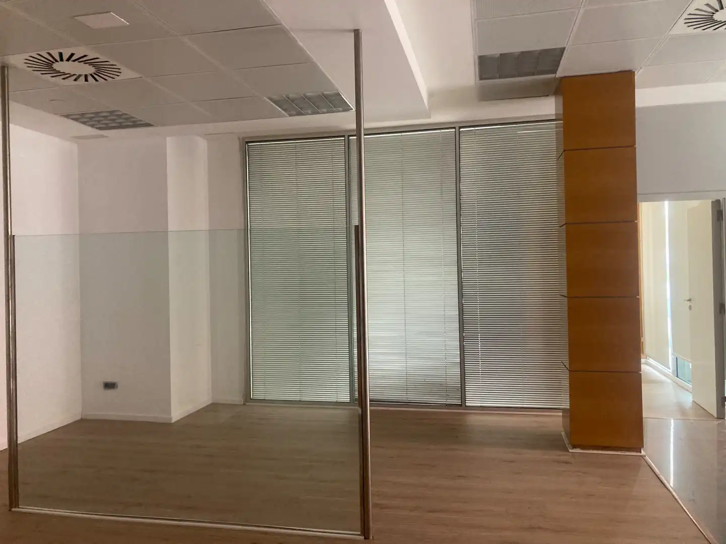Business premises for sale in Plaça de la Generalitat Valenciana 16, imagen 10