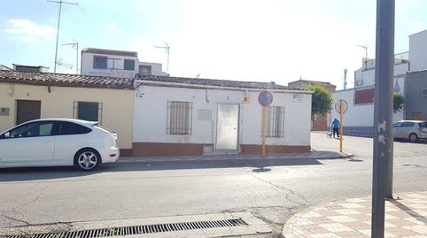 Chalet adosado en venta en Calle Linares en La Carolina (Jaén)