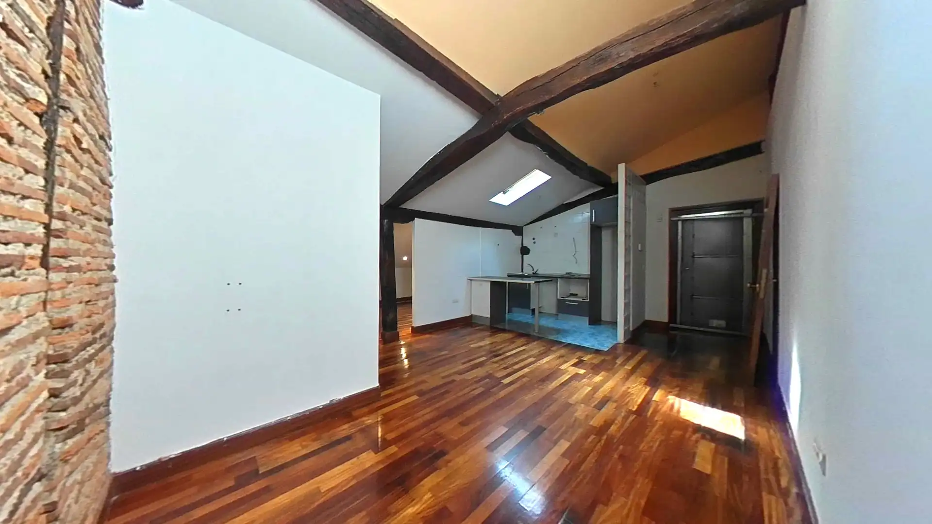 Cocina de Piso en venta en Castro-Urdiales con Parquet