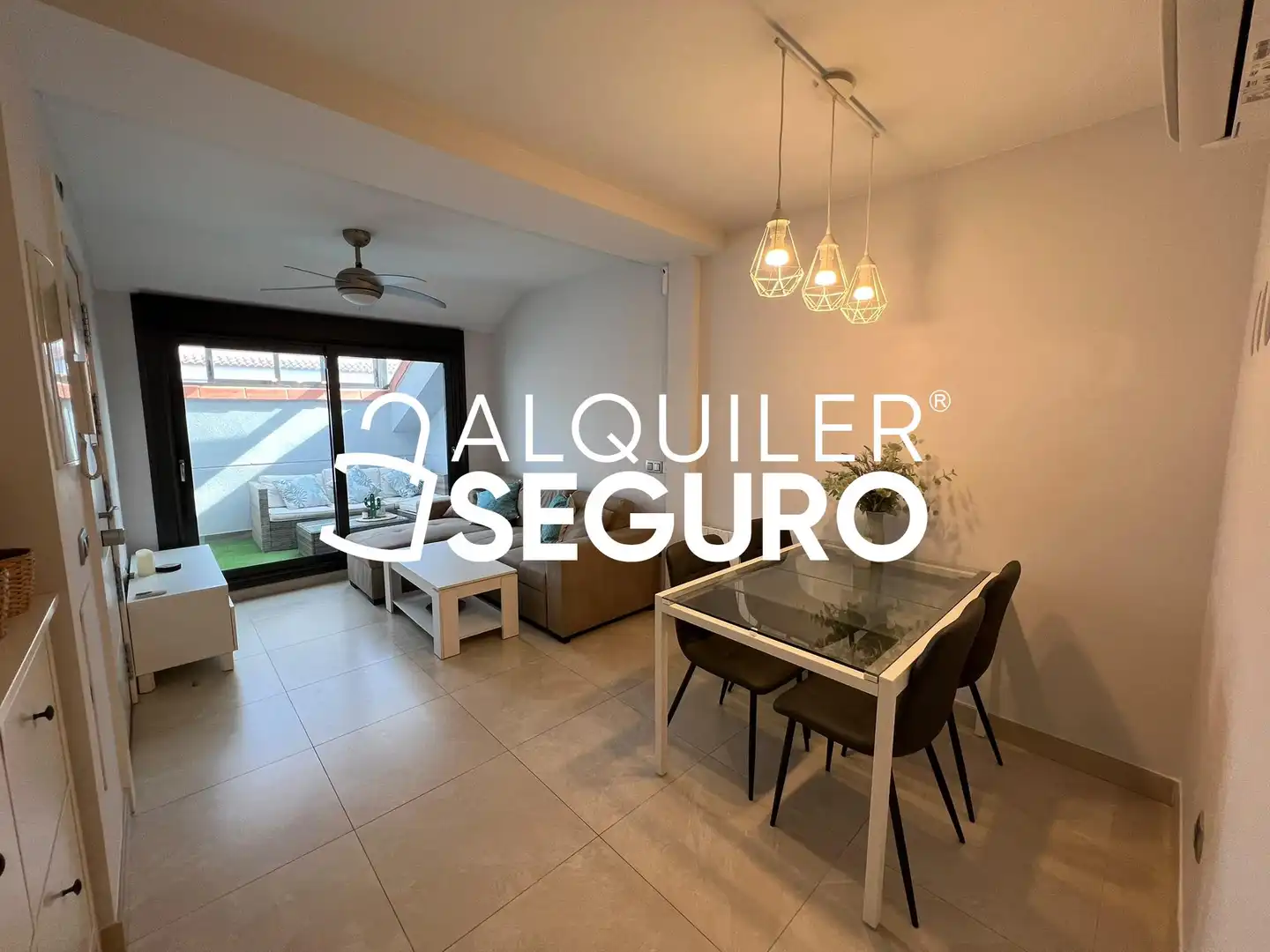 Vista exterior de Àtic de lloguer en San Sebastián de los Reyes amb Aire condicionat, Calefacció i Terrassa