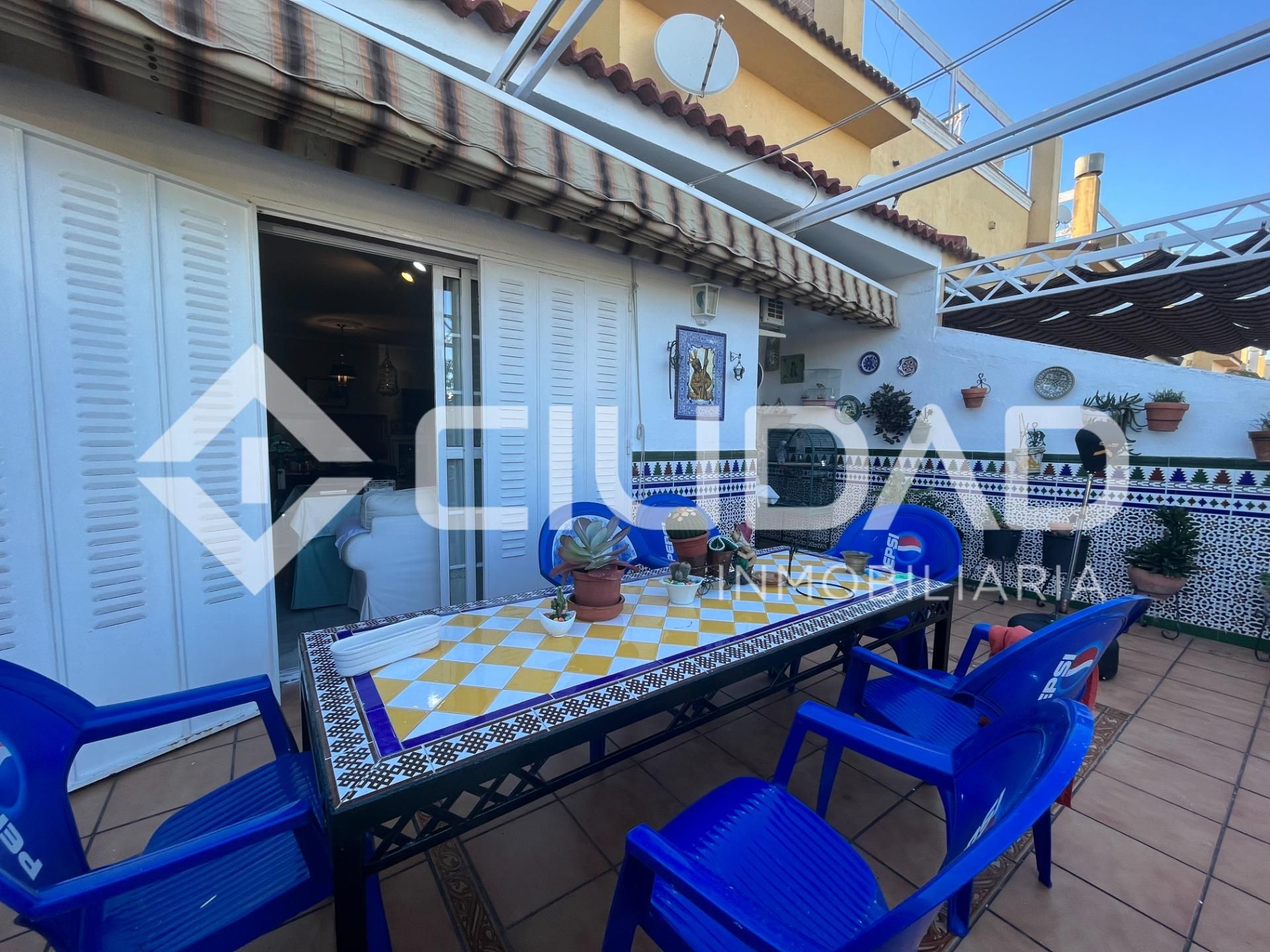 Terrassa de Casa o xalet en venda en Mairena del Aljarafe amb Aire condicionat, Terrassa i Traster