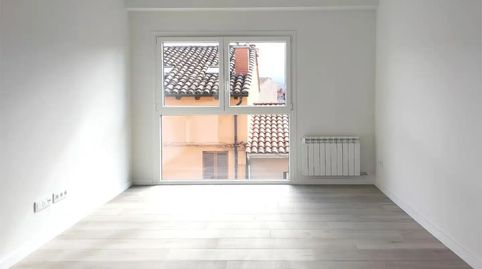 Foto 3 de Piso en venta en Avinguda Sant Joan, 33b, Olot, Girona