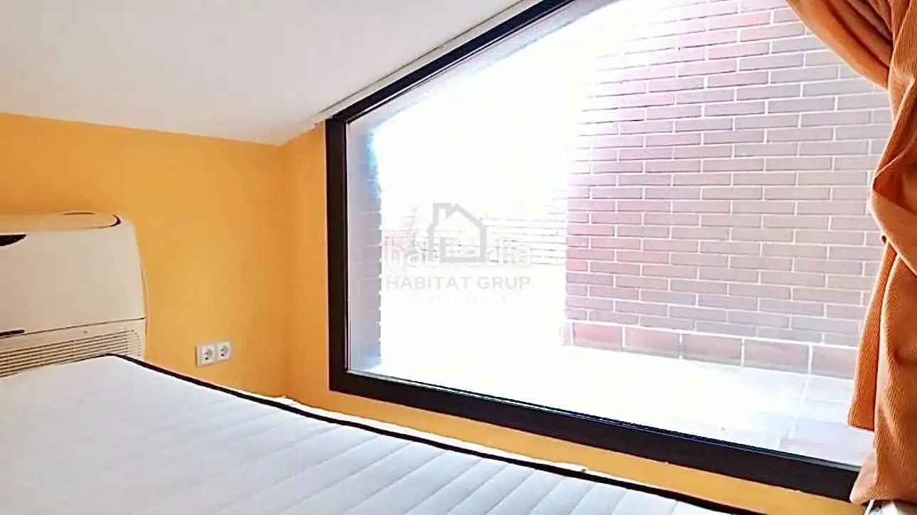 Schlafzimmer von Maisonette zum Verkauf in Lloret de Mar mit Klimaanlage, Heizung und Terrasse