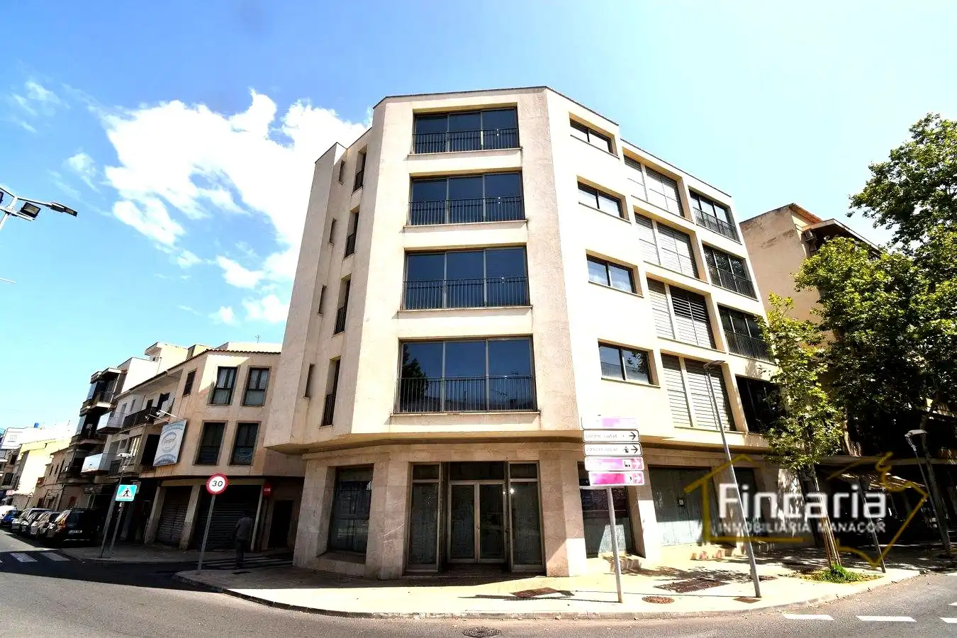 Vista exterior de Piso en venta en Manacor con Aire acondicionado