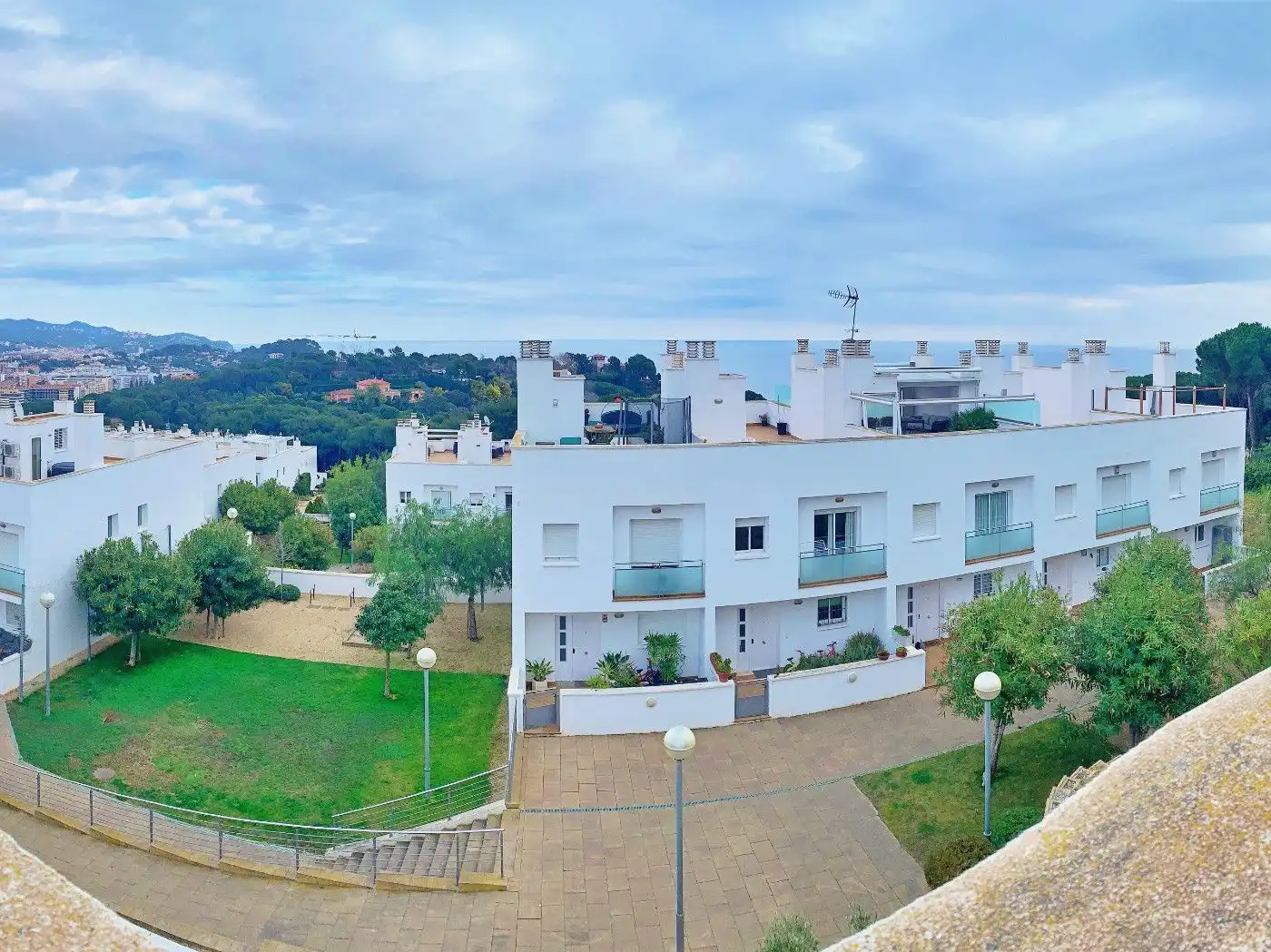 Adosado con piscina en venta en Avinguda Sa Boadella