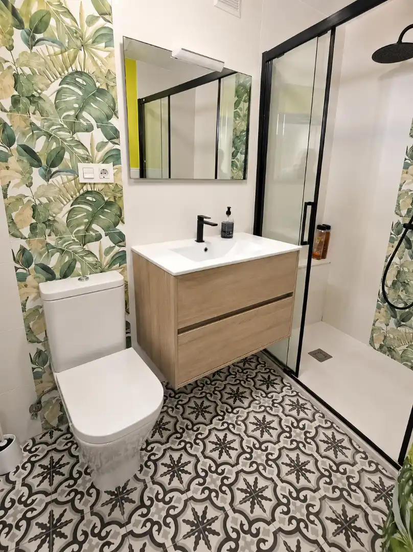 Bathroom of Flat for rent in Gijón   with Heating, Parquet flooring and Furnished