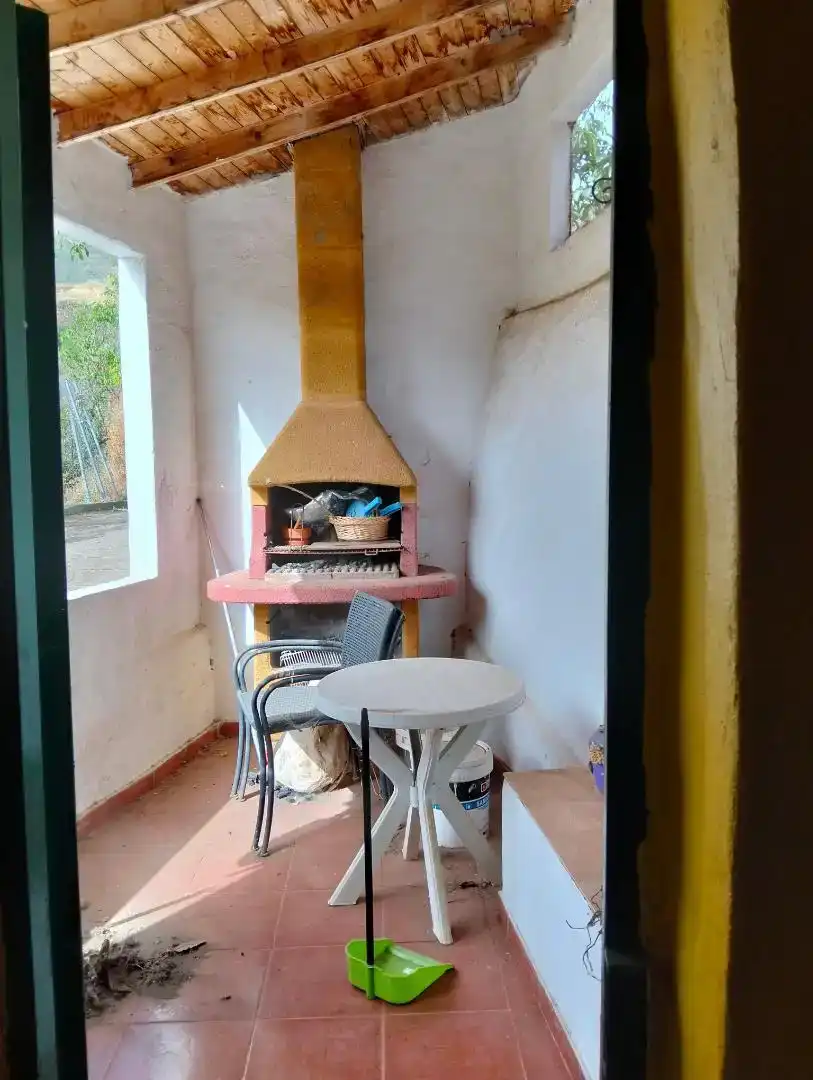Cuina de Casa adosada en venda en Vega de San Mateo amb Jardí privat, Piscina i Microones