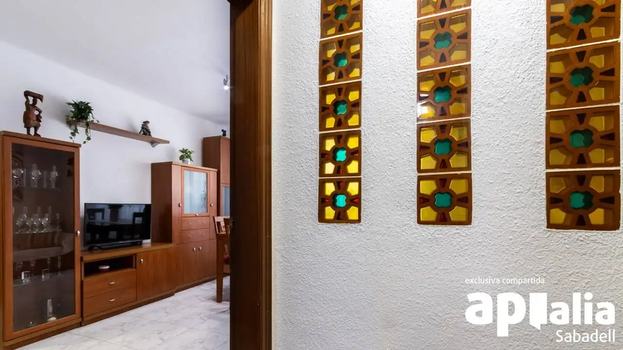 Flat for sale in Sabadell  with Heating
