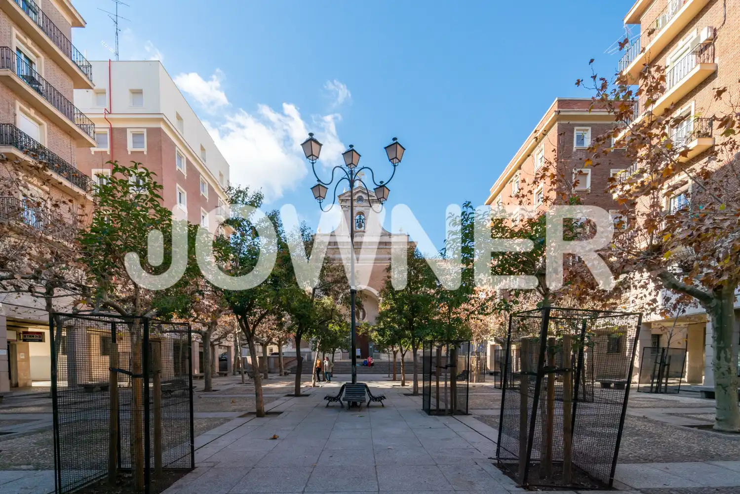 Vista exterior de Piso de alquiler en Madrid con Calefacción, Trastero y Lavadora