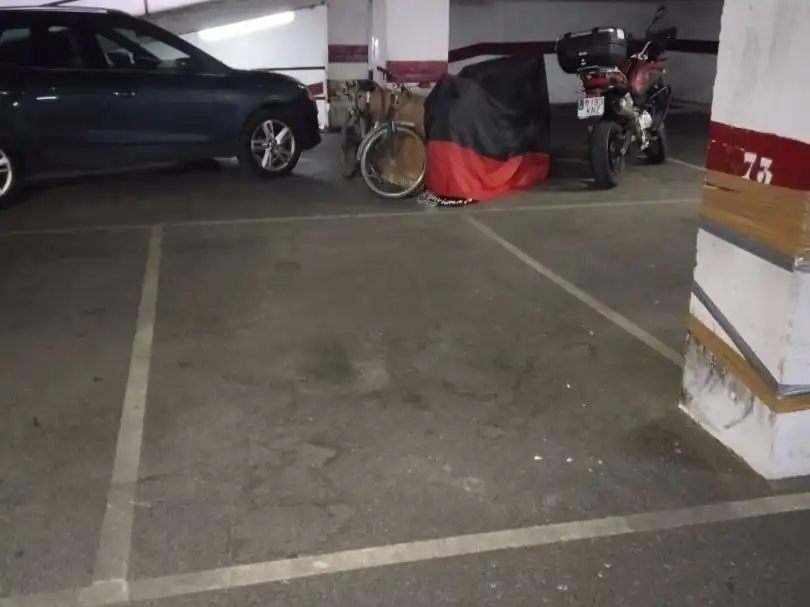 Parkplatz von Garage zum Verkauf in L'Hospitalet de Llobregat