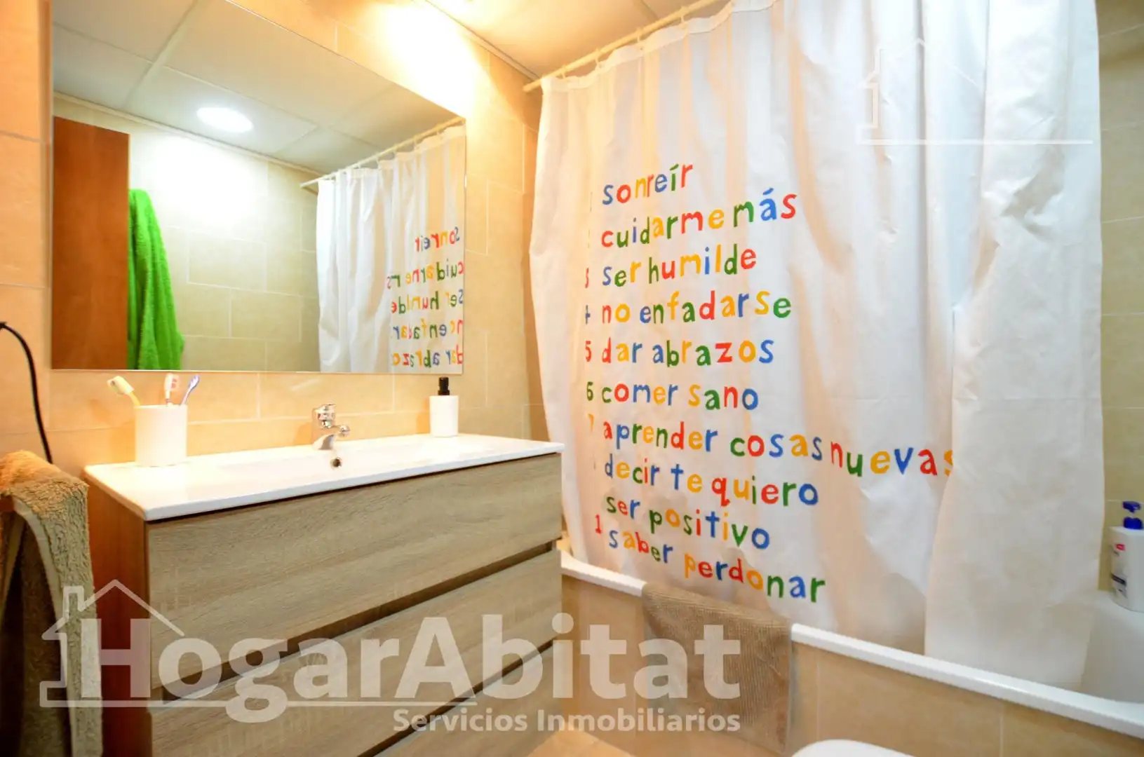 Baño de Piso en venta en Tavernes de la Valldigna con Balcón
