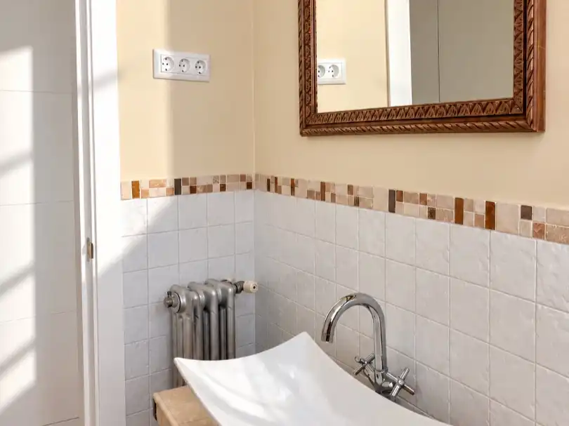 Baño de Piso en venta en  Madrid Capital con Aire acondicionado