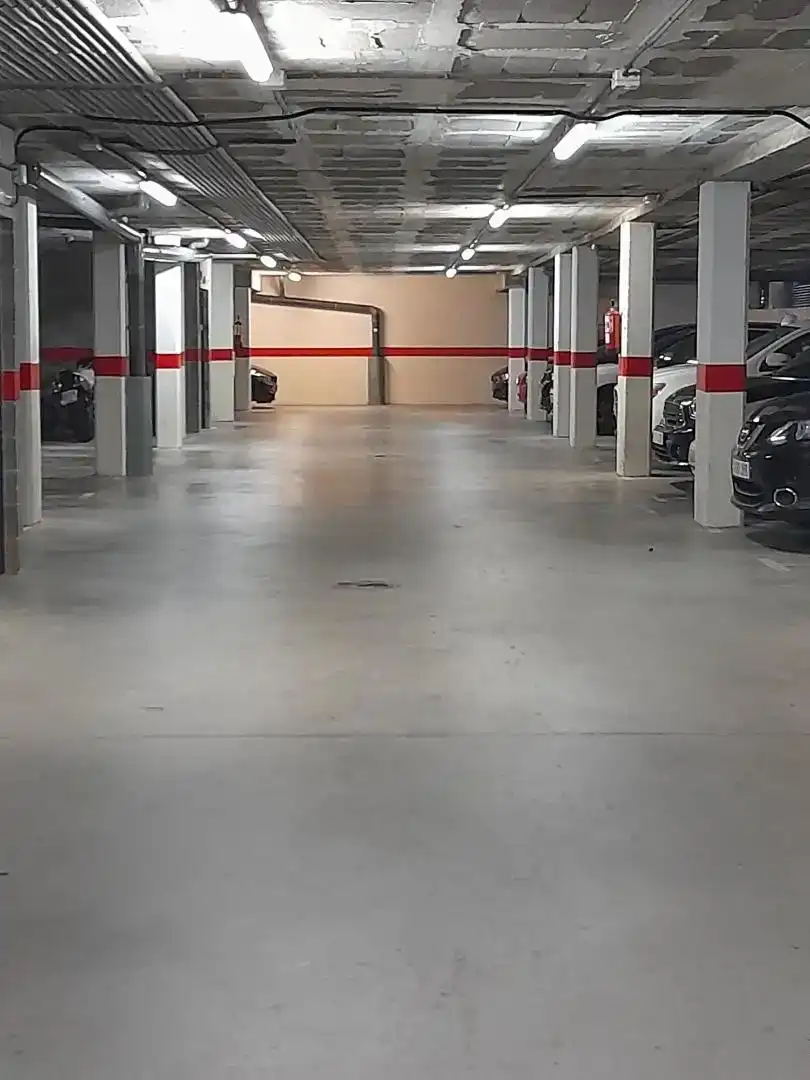 Parking de Garaje en venta en Tiana
