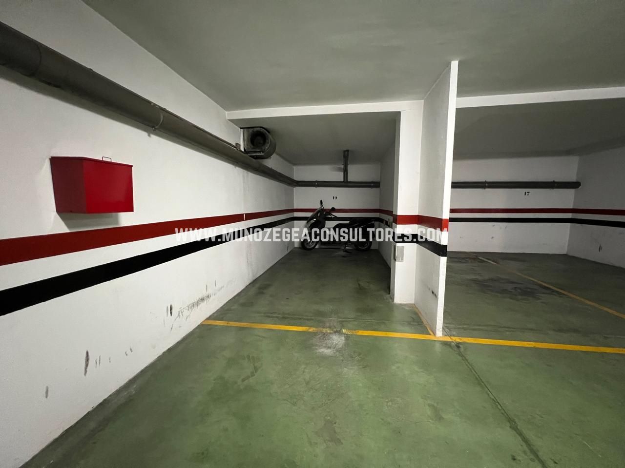 Aparcament de Garatge en venda en Lucena