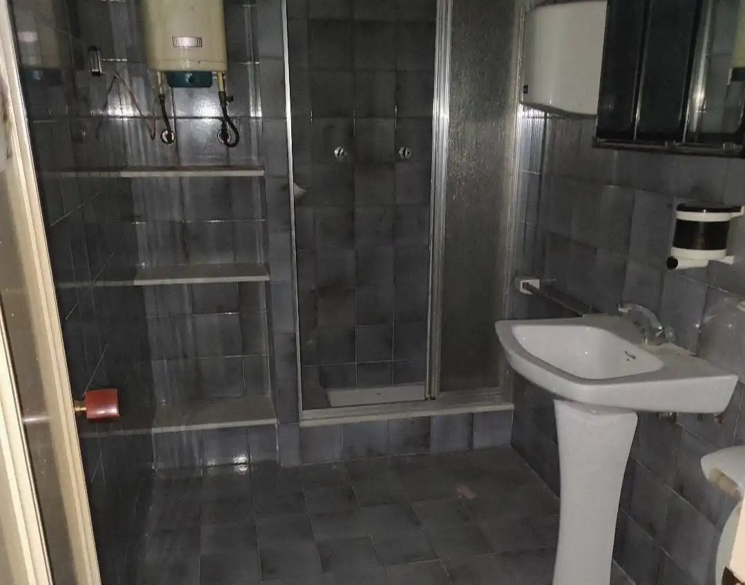 Baño de Edificio en venta en Alicante / Alacant